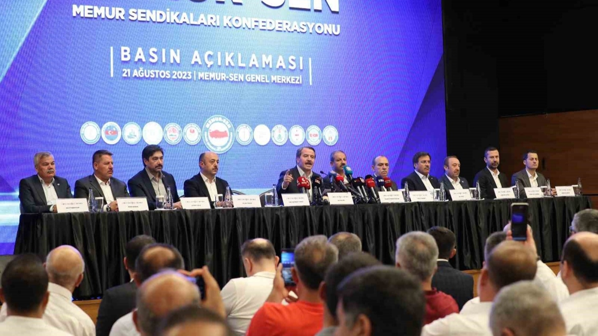 Memur-Sen Genel Bakan Yaln: 25 milyon kamu grevlisi ve emeklisini mutlu edecek teklifi bekliyoruz