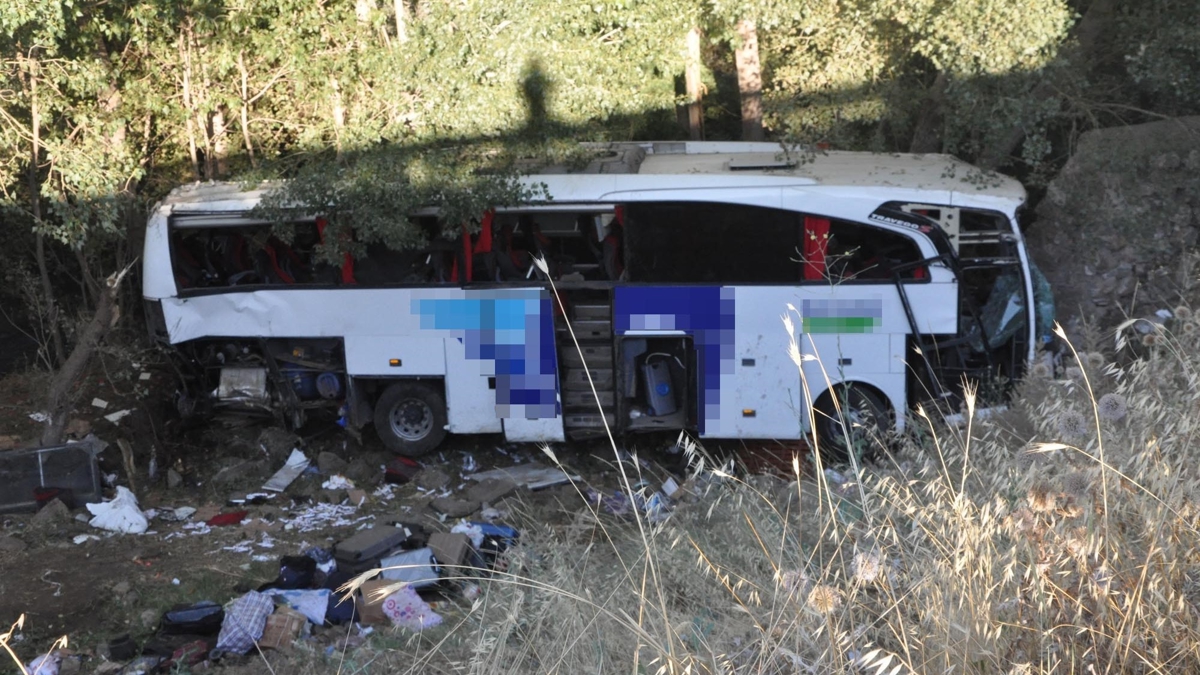Yozgat'ta 12 kiinin hayatn kaybettii kazann boyutu gn aarnca ortaya kt