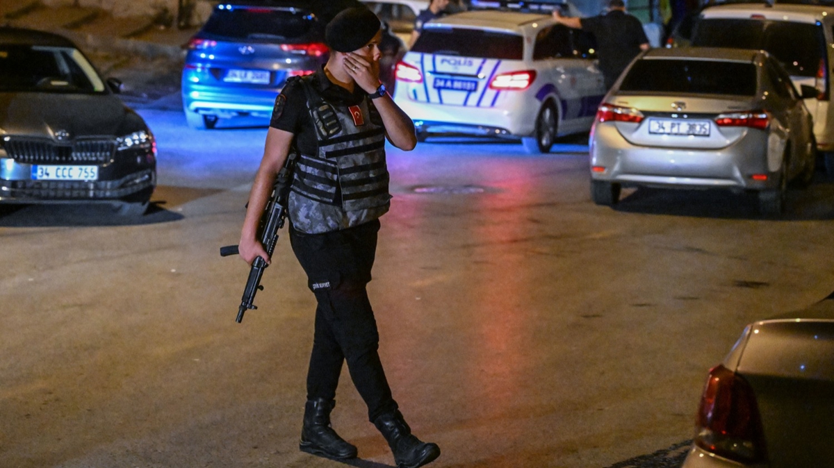Kathane'de operasyon srasnda atma: Sokakta incelemeler devam ediyor