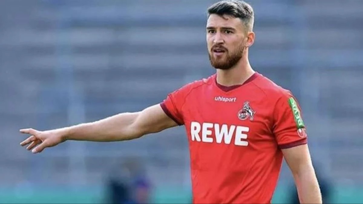 Salih zcan'dan Galatasaray aklamas: ''Teklif aldm''