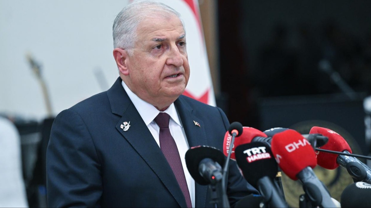 Bakan Gler'den, Trkiye'nin Bak Bykeliliine ziyaret