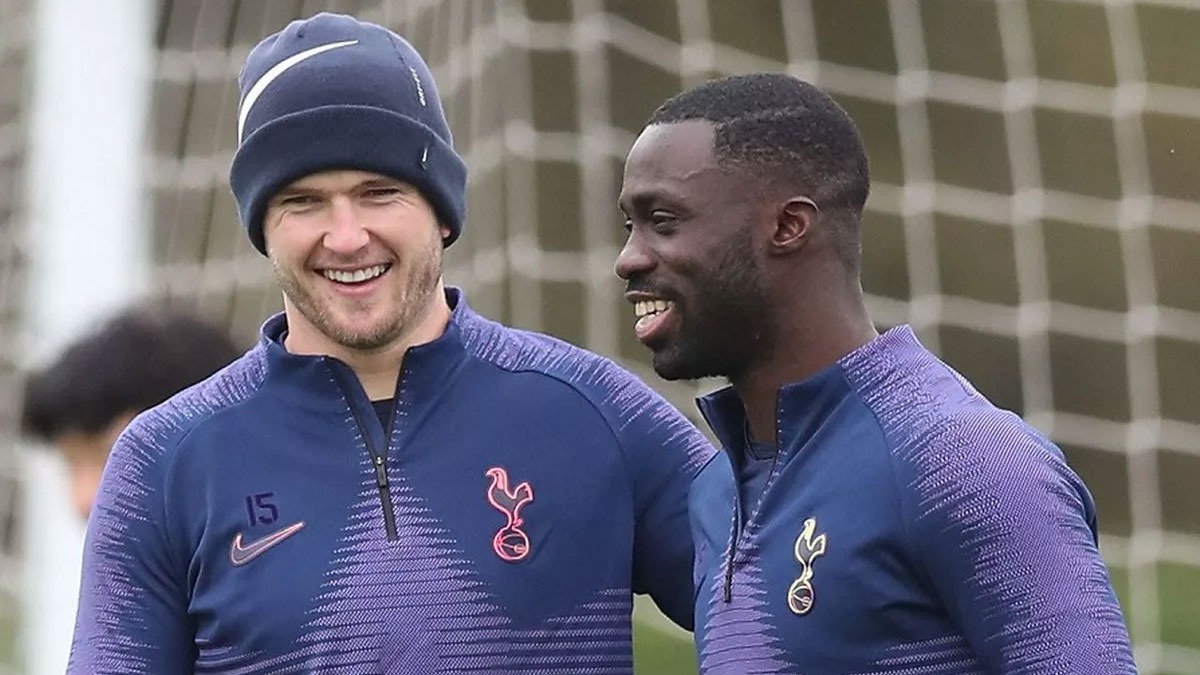 Beikta'a Tottenham'dan 2 yldz savunmac