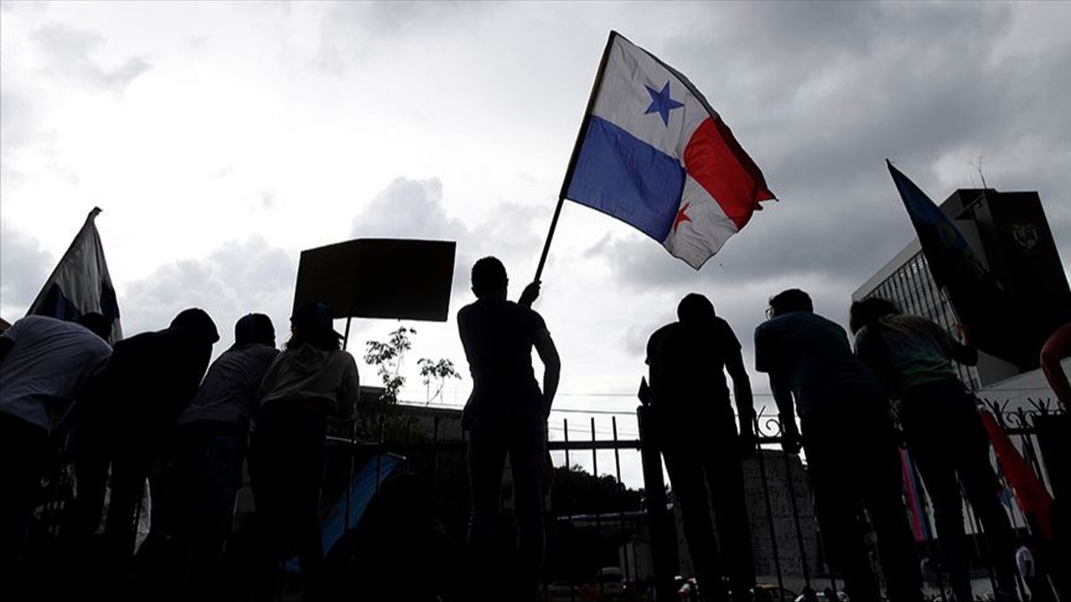 Panama, Kolombiya ile kara snrn kapatmay deerlendiriyor