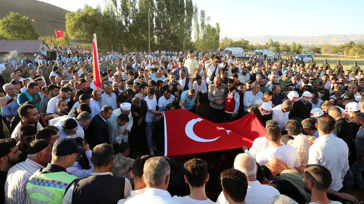 ehit Erkan Seluk son yolculuuna uurland