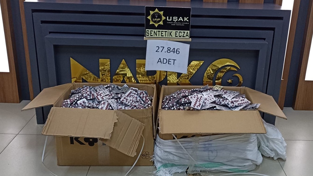 Uak'ta yeil reeteye tabi binlerce hap ele geirildi
