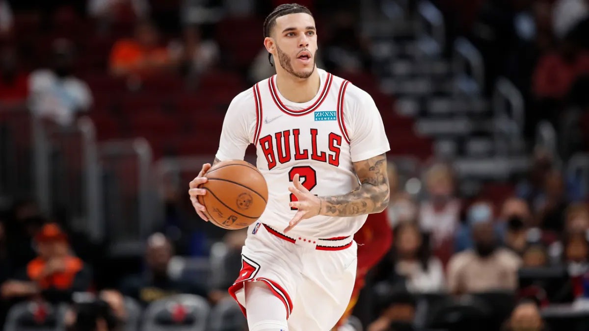 Lonzo NBA'de tekrar oynayabileceine emin!