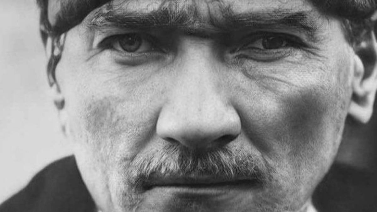 30 Austos Zafer Bayram szleri ve en gzel Atatrk fotoraflar! 30 Austos ve Atatrk resimleri