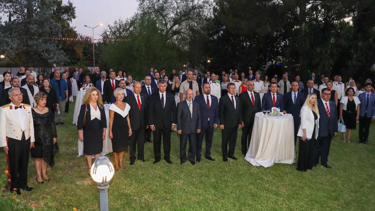 Byk Zafer'in 101. yl Yavru Vatan'da kutland