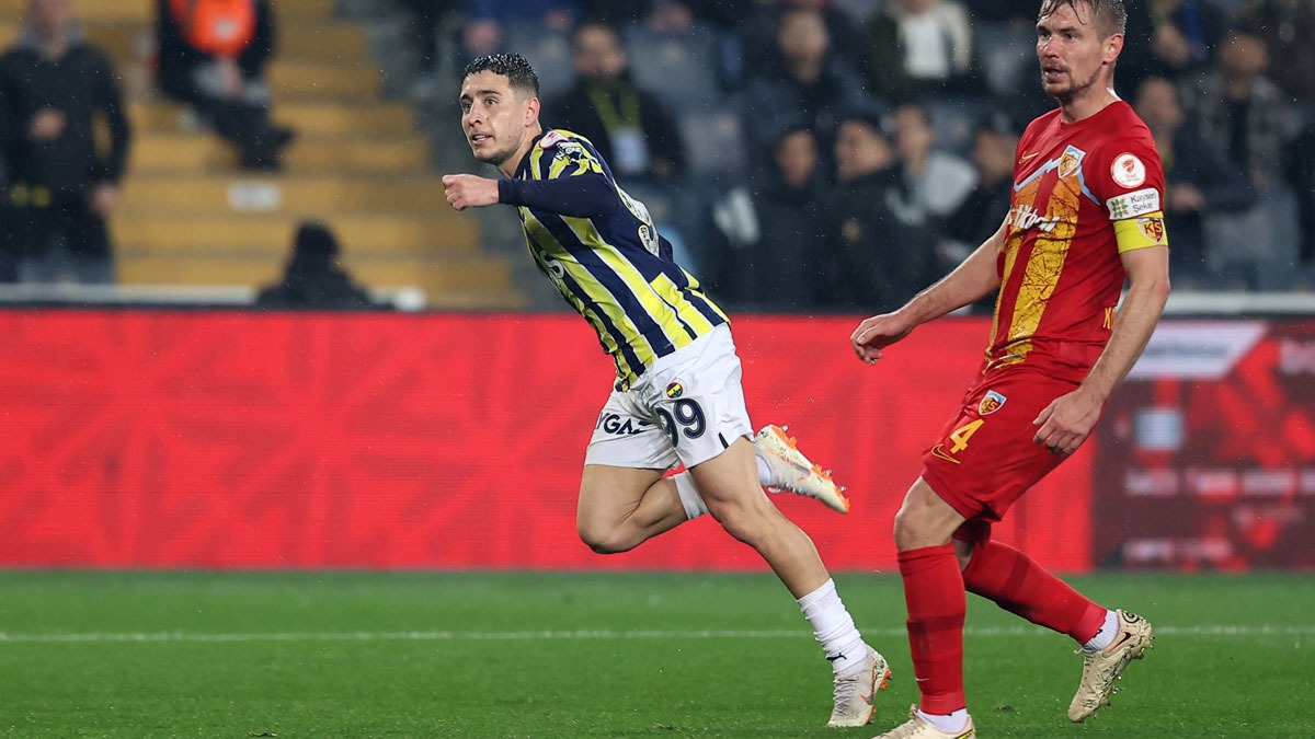 Fenerbahe'ye iyi haber! Emre Mor sakatlktan dnd