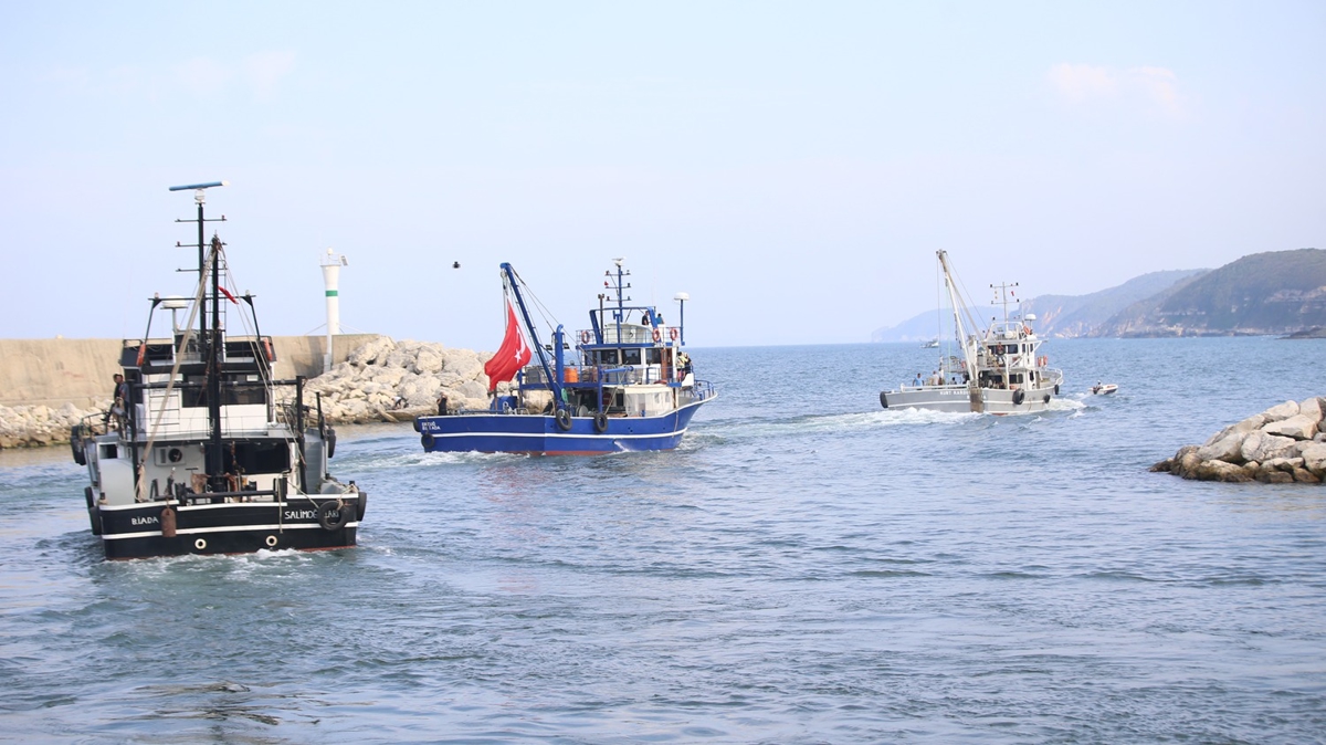 Balklar av yasann sona erecei saati bekliyor