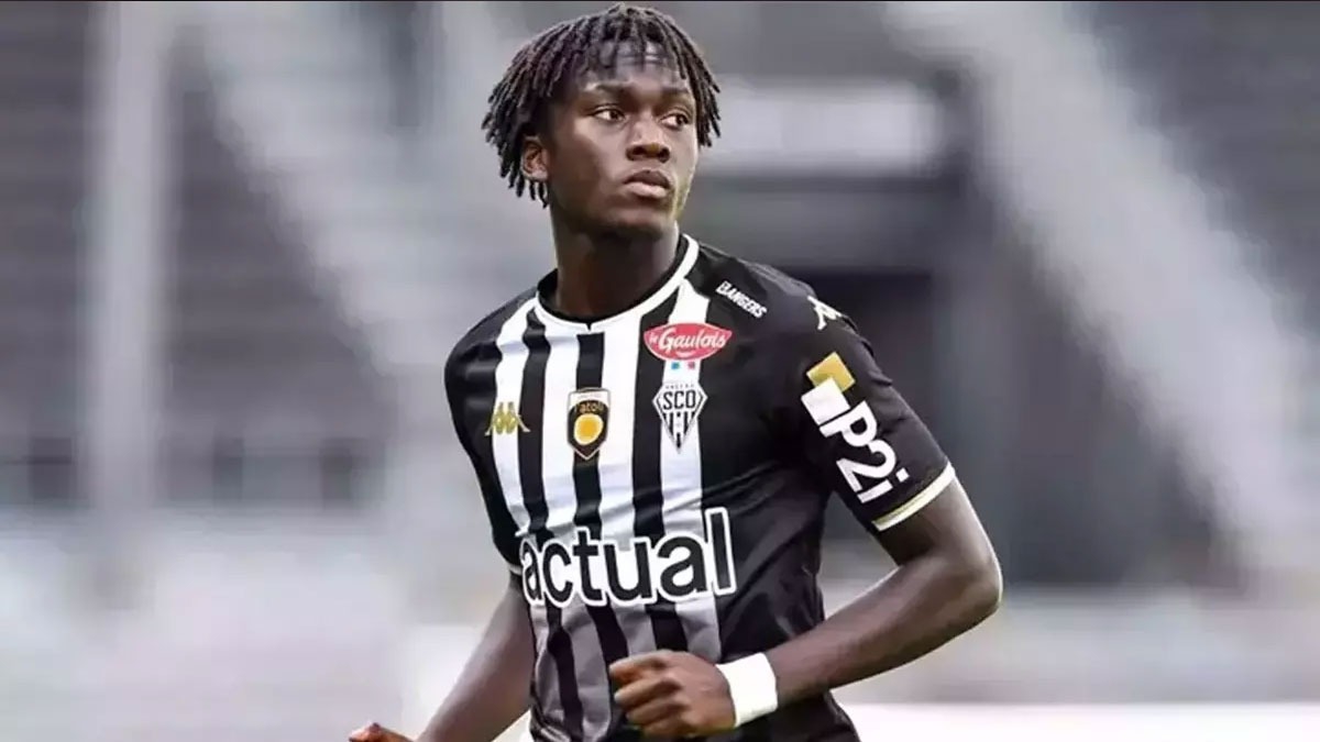 Trabzonspor'un gzdesi Batista Mendy, spanya yolcusu 