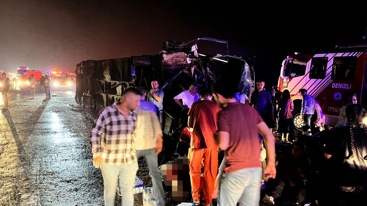Denizli'de zincirleme trafik kazas: ok sayda l ve yaral var