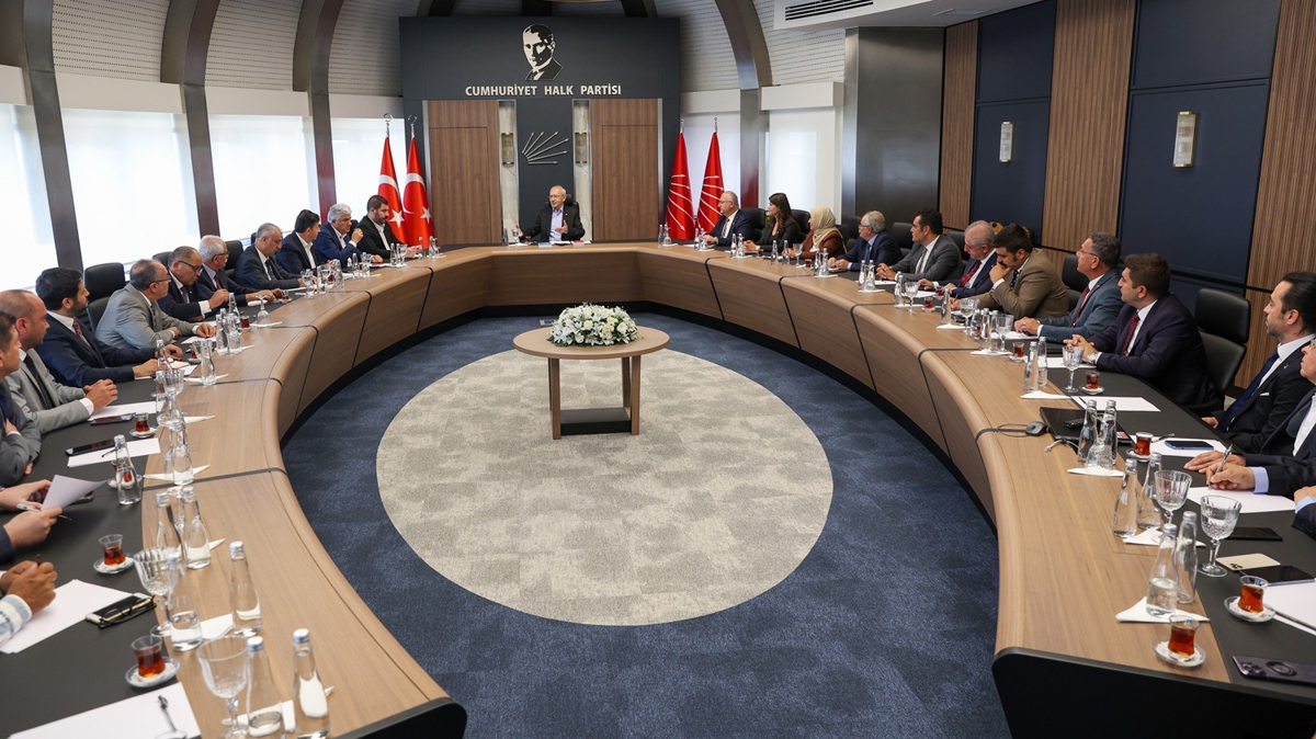 Kldarolu'ndan partililere fra! ''Verecek cevabnz yok!''