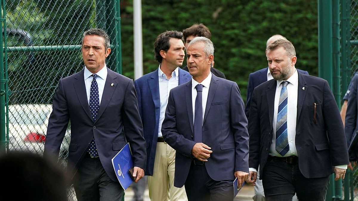 Fenerbahe'de 6 numara mesaisi devam ediyor