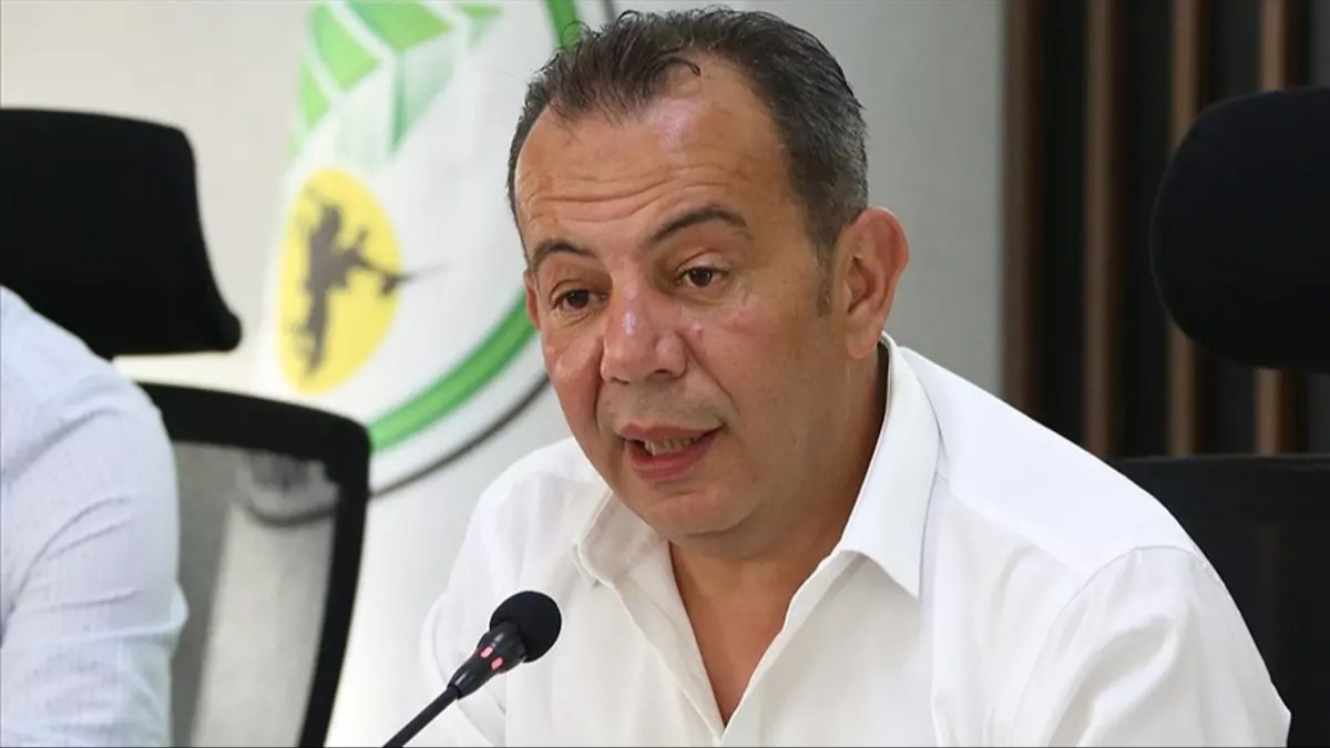 Tanju zcan CHP'deki tezgh ifa etti: Burnuma kt kokular geliyor