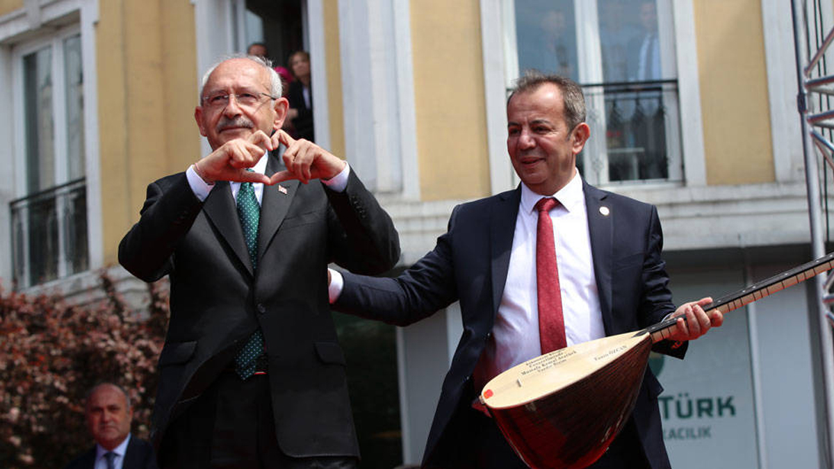 Tanju �zcan'dan K�l��daro�lu hakk�nda �nemli iddia: Bunu bildi�i i�in istifa etmiyor