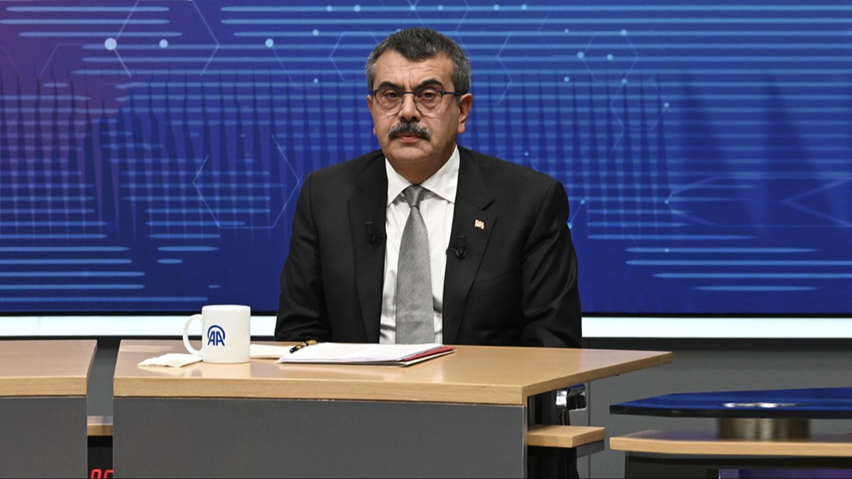 Bakan Tekin'den atama mjdesi: Yeni arkadalar ailemize dahil edeceiz