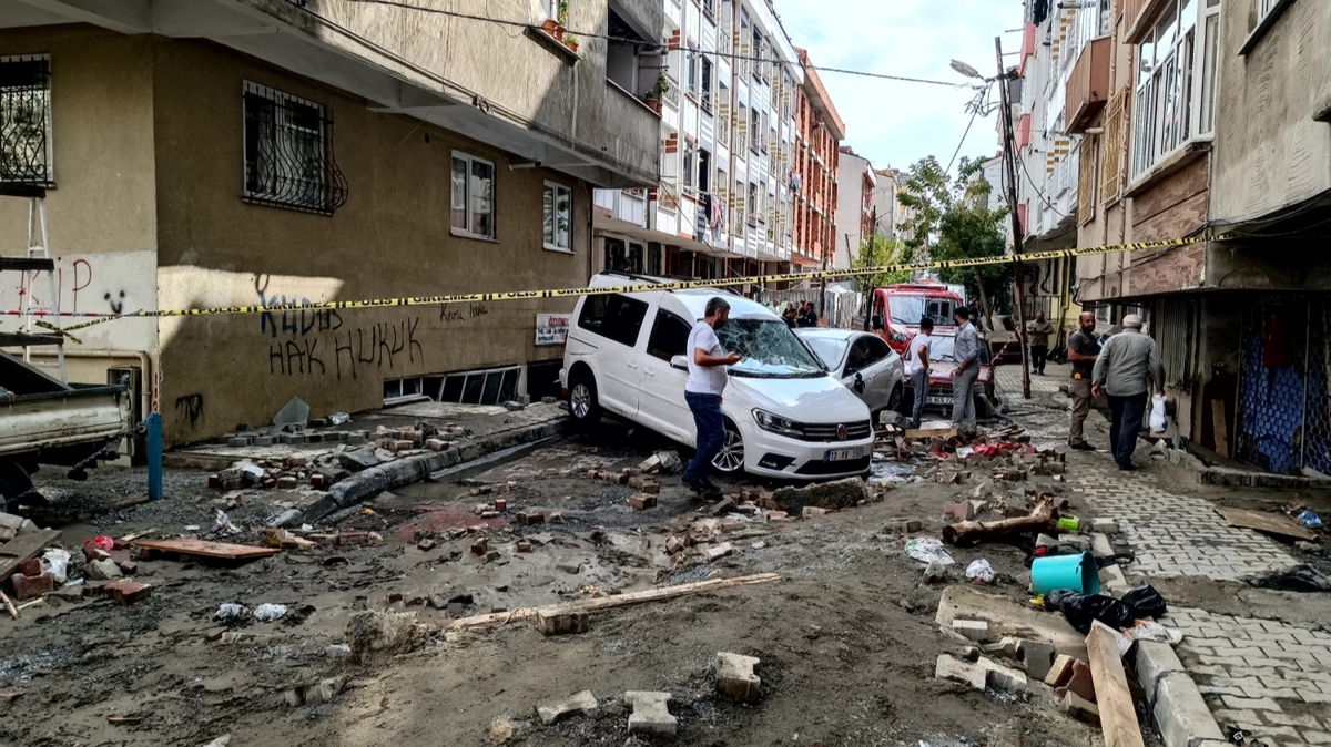 Arnavutköy Belediyesinden sel mağdurlarına yardım 