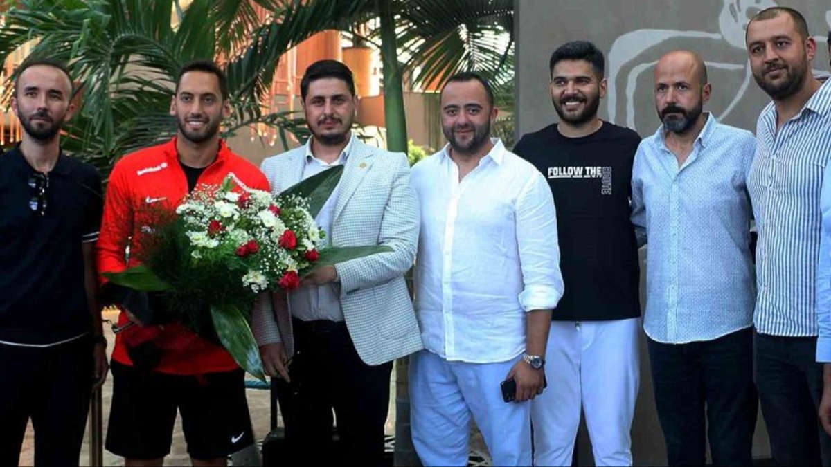 Eskiehirspor ynetiminden A Milli Futbol Takm'na ziyaret 