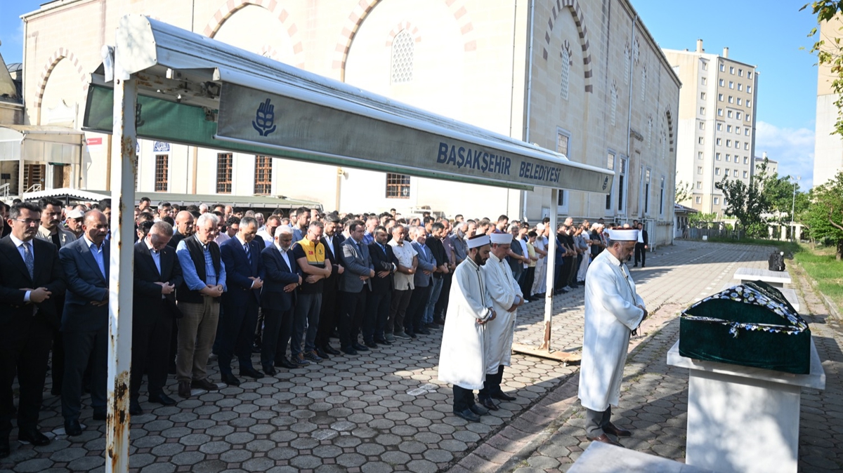 Selde hayatn kaybeden Yurtseven topraa verildi 