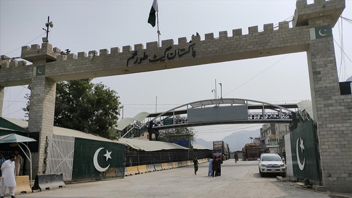 Taliban ve Pakistan arasnda gerilim! Snrdaki kontrol noktas atmaya neden oldu
