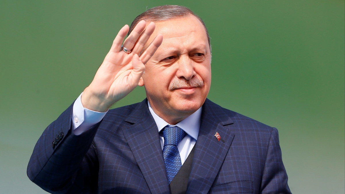 Bakan Erdoan mjdeyi vermiti... 2 bin ii iin alm sreci balyor