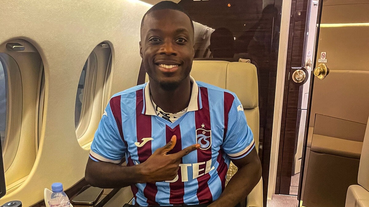 Nicolas Pepe'nin forma numarasn taraftar seecek