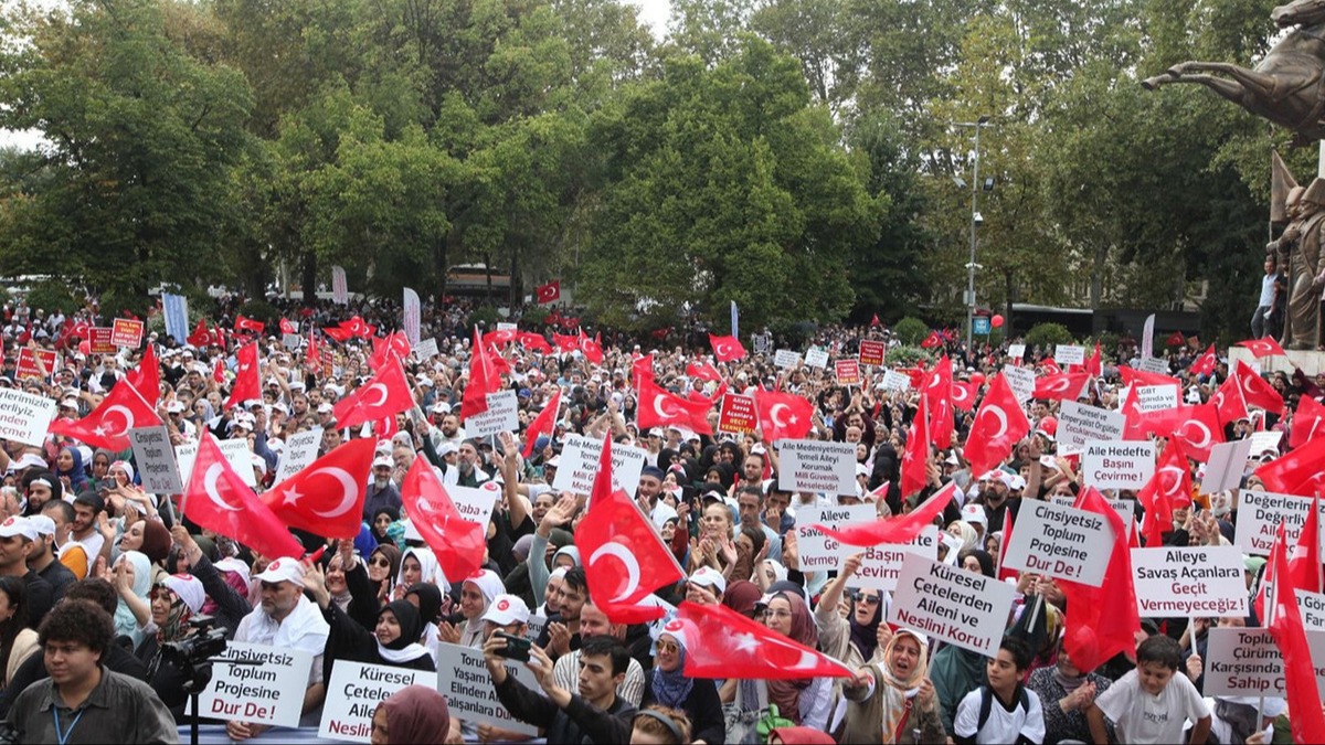 Sapkın LGBT propagandasına karşı binlerce kişi ''Sessiz Yürüyüş'' düzenleyecek