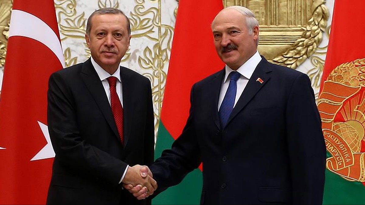 Belarus'tan Bakan Erdoan'a vg: Halknn beklediinden fazlasn yapt