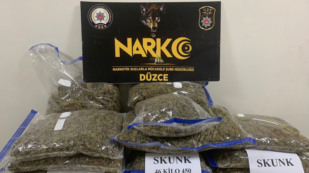 Zehir tacirlerine byk darbe! 9 ilde yaplan operasyonlarda 58 pheli ahs yakaland