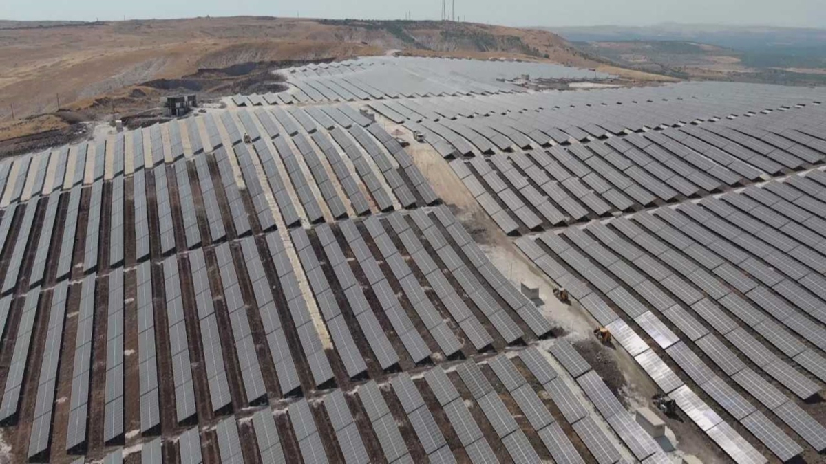 16 bin 500 hanenin enerji ihtiyacını karşılayacak: Dev santral faaliyete başladı 