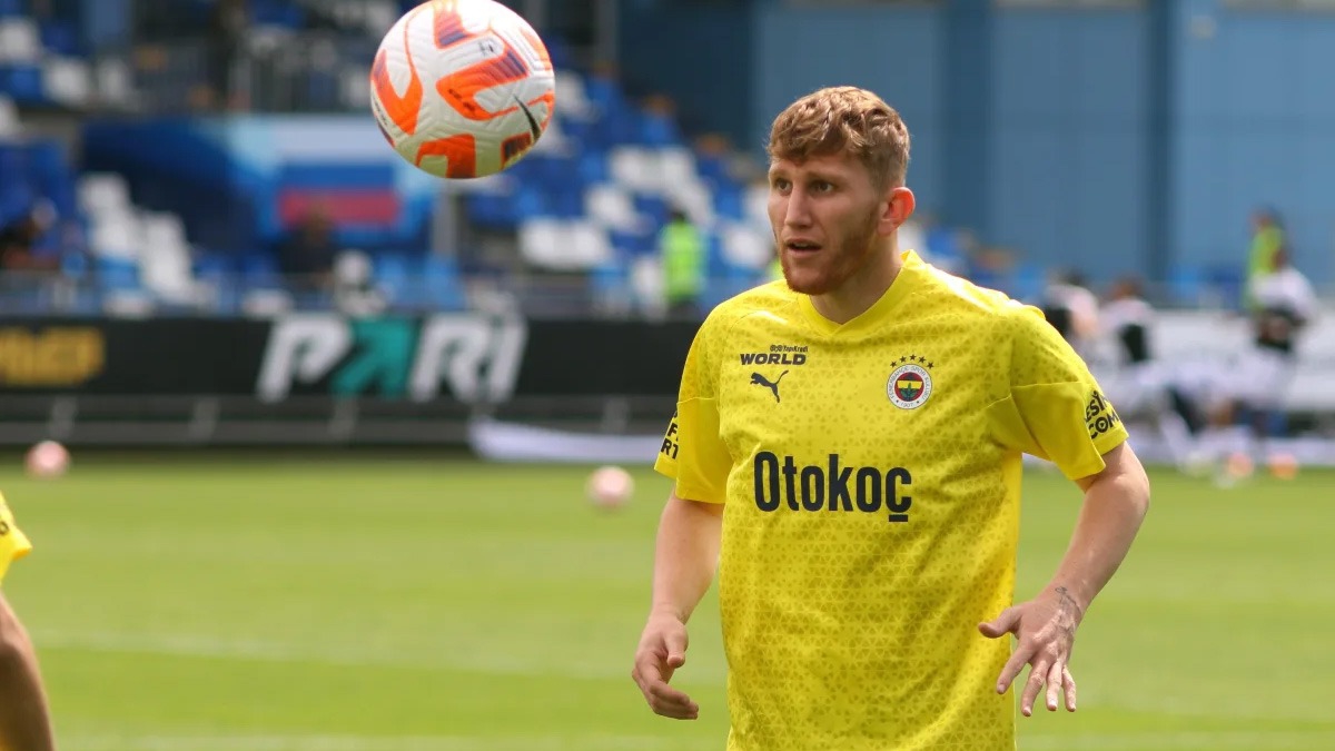 Fenerbahe'de iki futbolcu gzden karld
