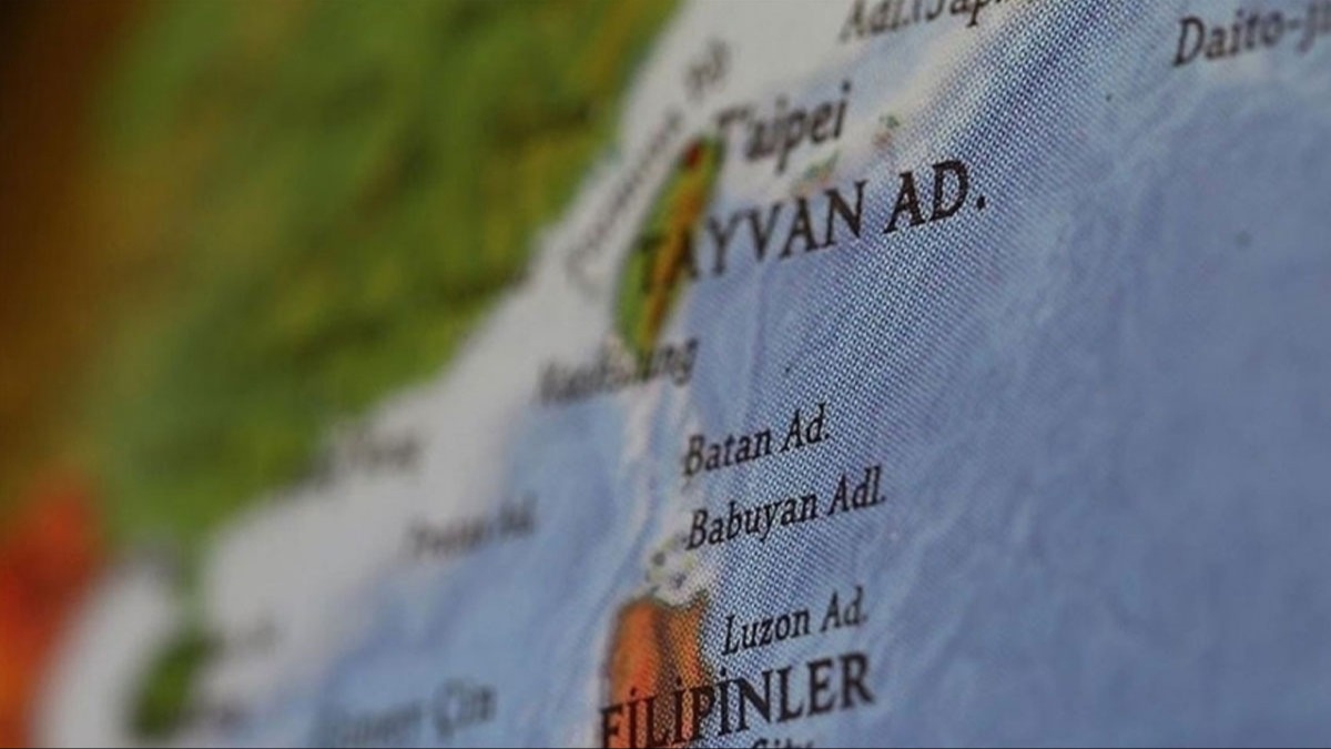 Tayvan lkesinin etrafnda in'e ait 42 askeri ara tespit ettiini aklad