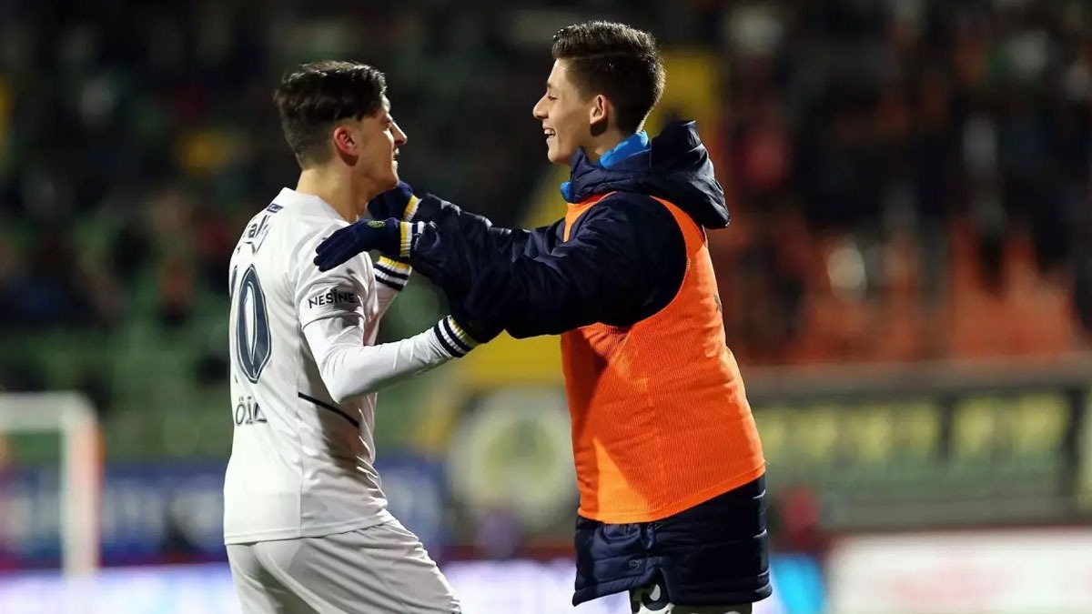 Mesut zil'den Arda Gler'e tam destek!