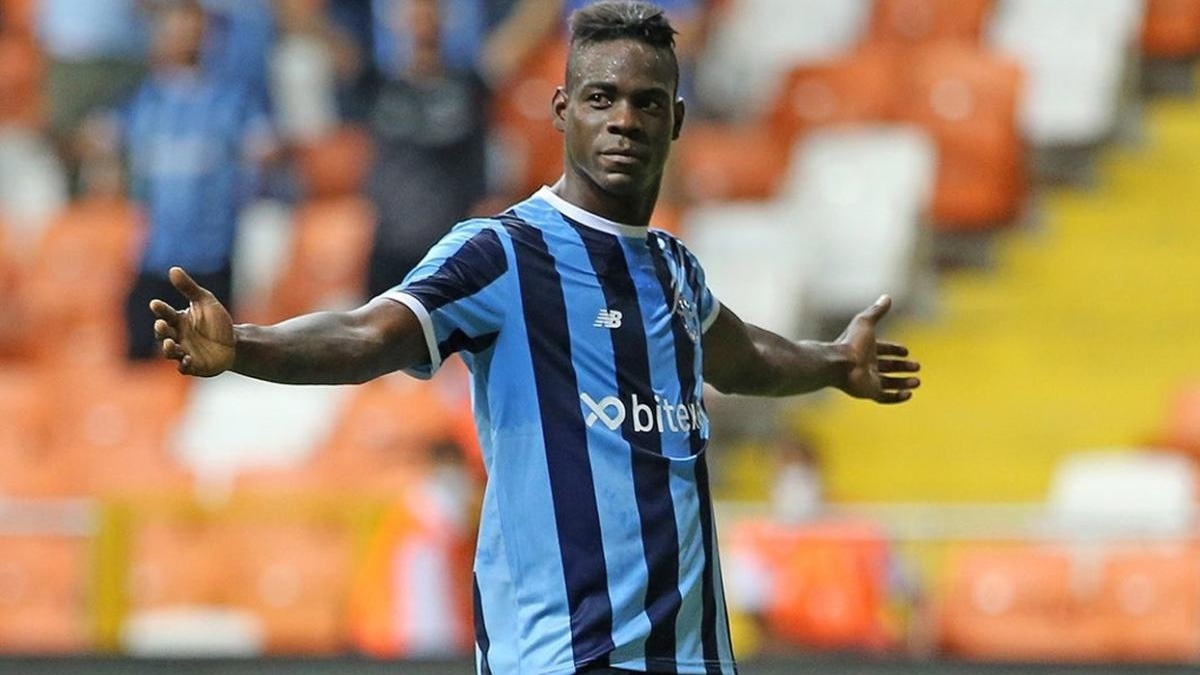 Geri geliyor! Mario Balotelli bu gece Adana'da
