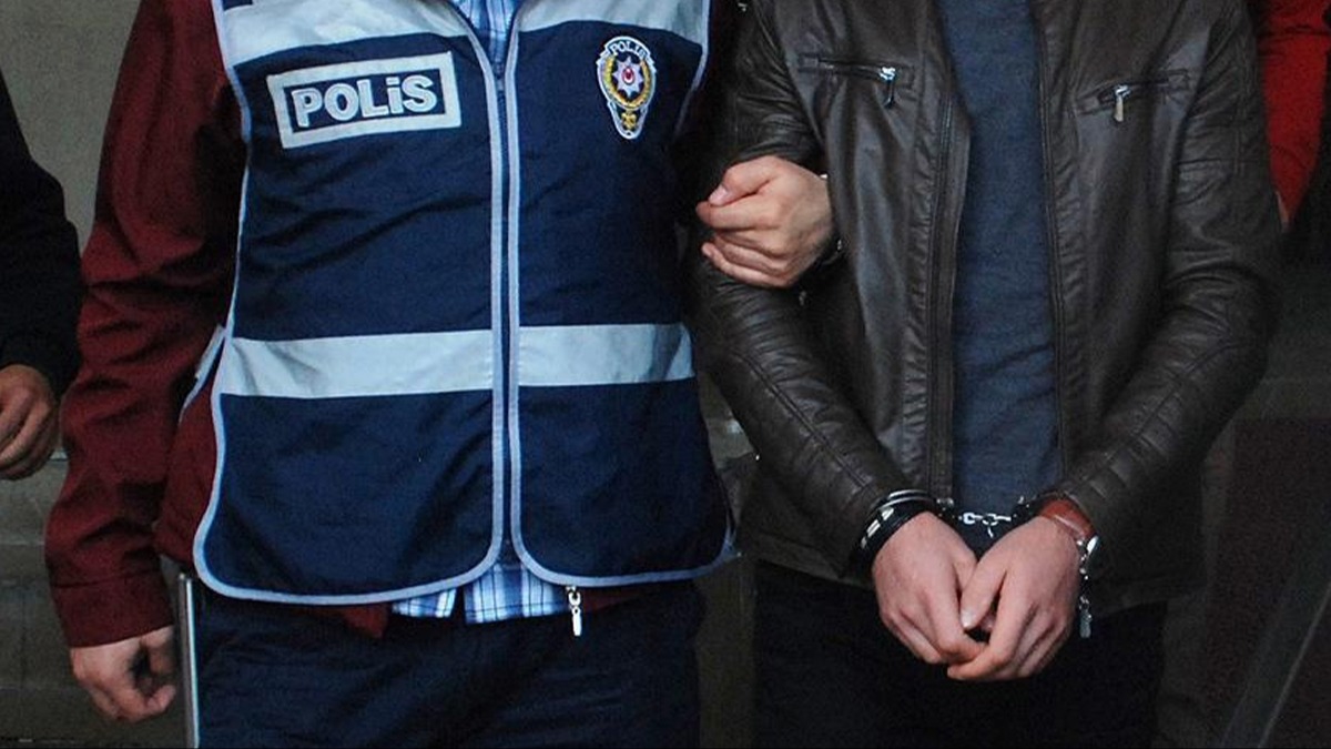 Sosyal medyadan stiklal Mar'na hakaret cezasz kalmad