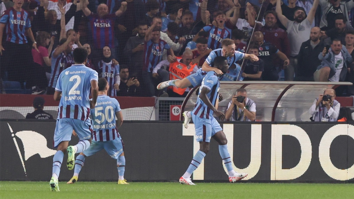 Ma sonucu: Trabzonspor 3-0 Beikta