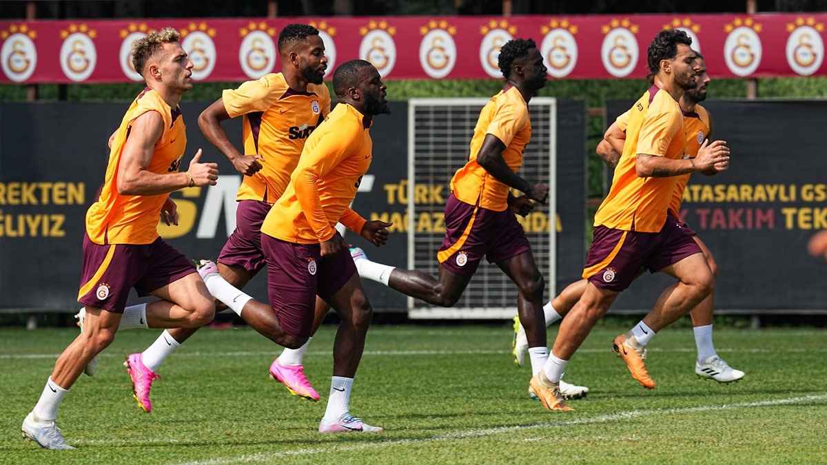 Galatasaray'da ampiyonlar Ligi mesaisi balad