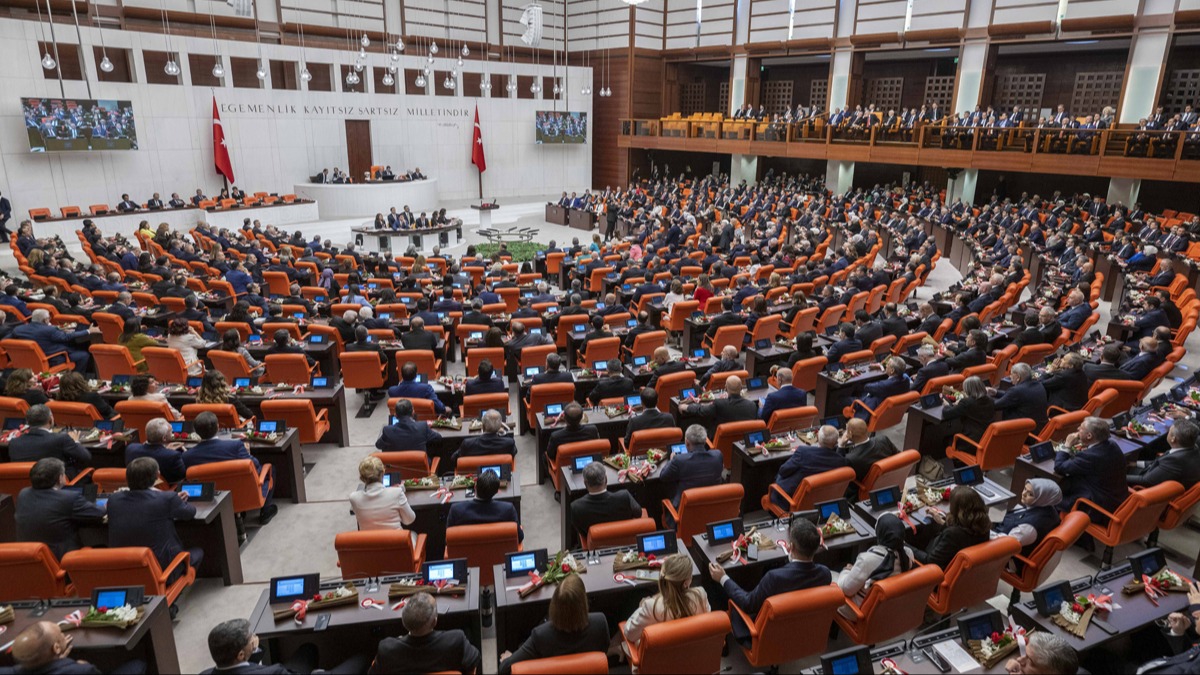 TBMM'de youn maraton balyor! Gndemde CHP'li Tanrkulu'nun fezlekesi de var
