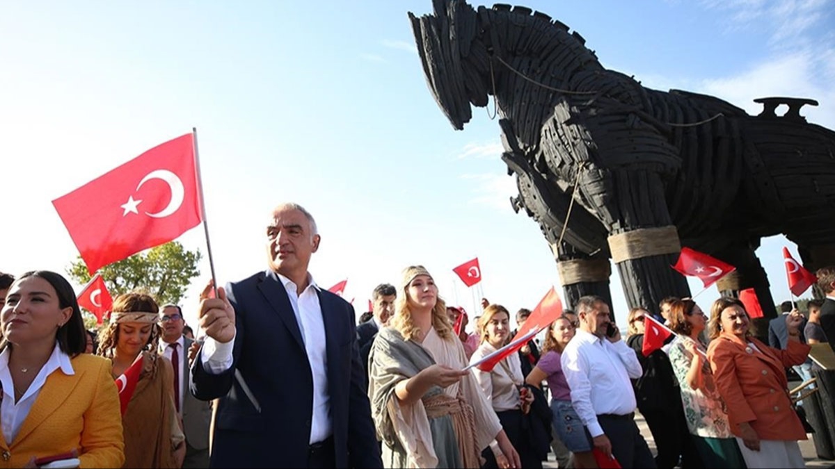 Bakanlka dzenlenen Troya Kltr Yolu Festivali'ne 1 milyon 183 bin ziyareti katld