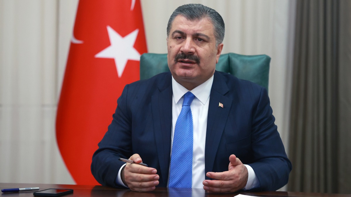 Bakan Koca'dan Kovid-19'un Eris varyantna ilikin aklama 