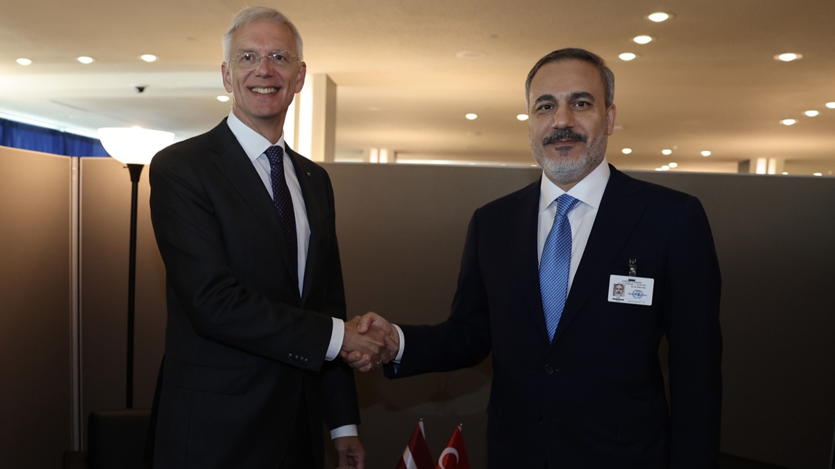 Bakan Fidan, Letonyalı mevkidaşı ile görüştü 