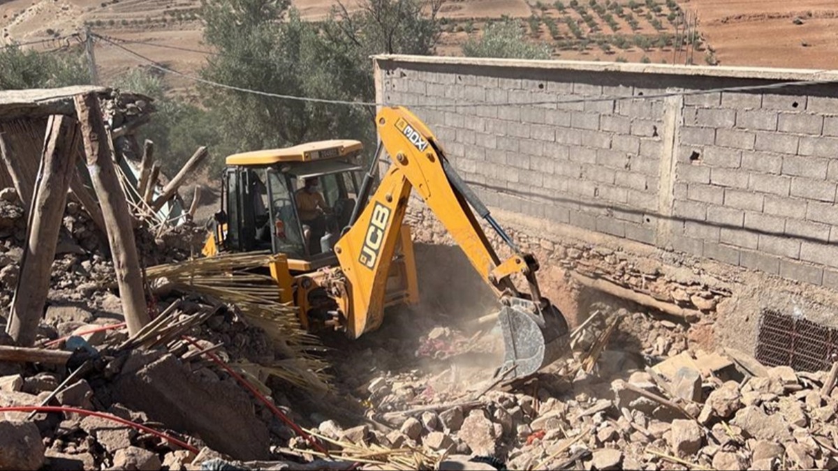 Fas deprem blgelerinin imar iin 12 milyar dolar ayracak