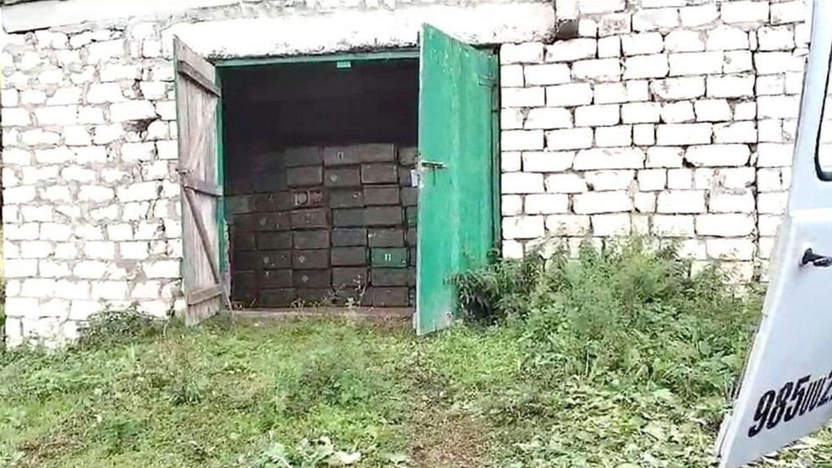 Kozlukpr kynde yasa d Ermeni glere ait mhimmat deposu bulundu