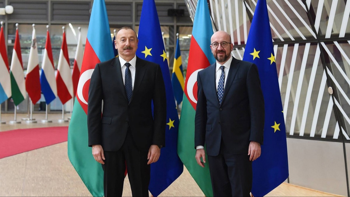 Michel ile Aliyev Karabağ'daki durumu görüştü