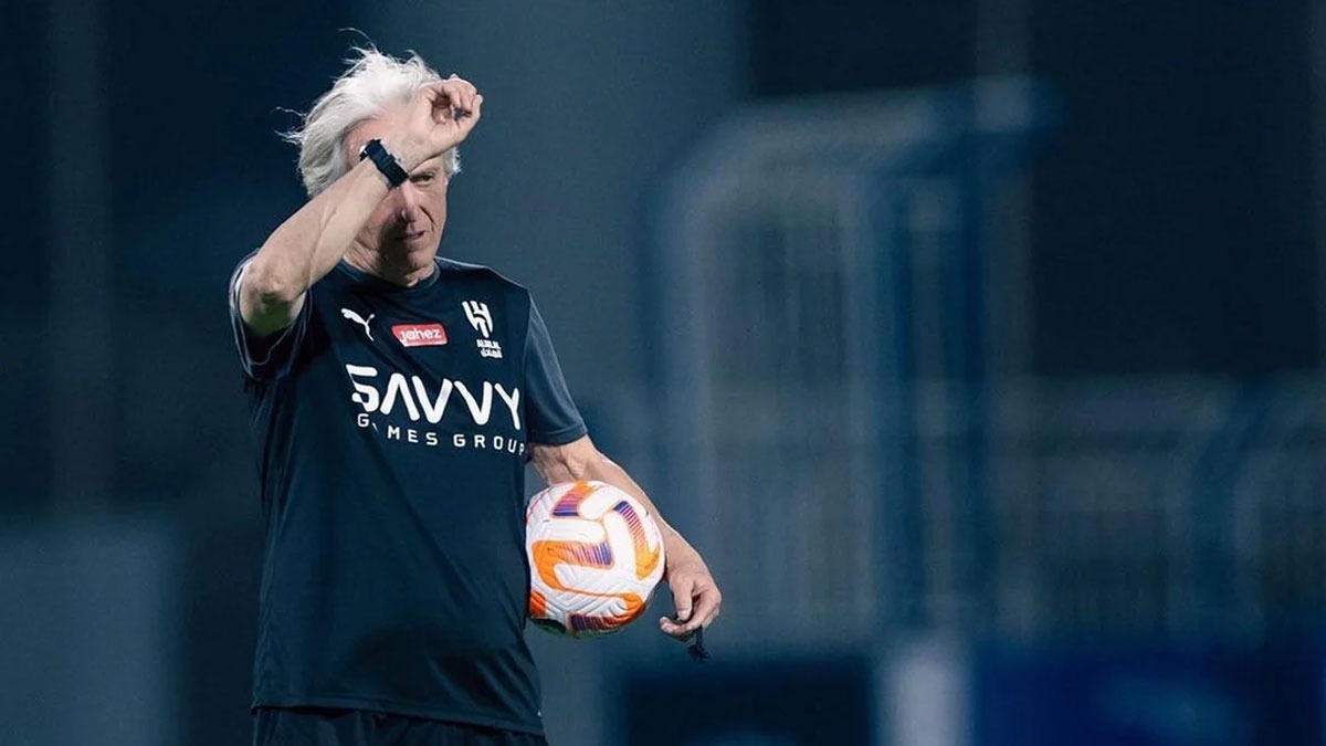Al Hilal taraftarndan Jorge Jesus'a sert tepki!