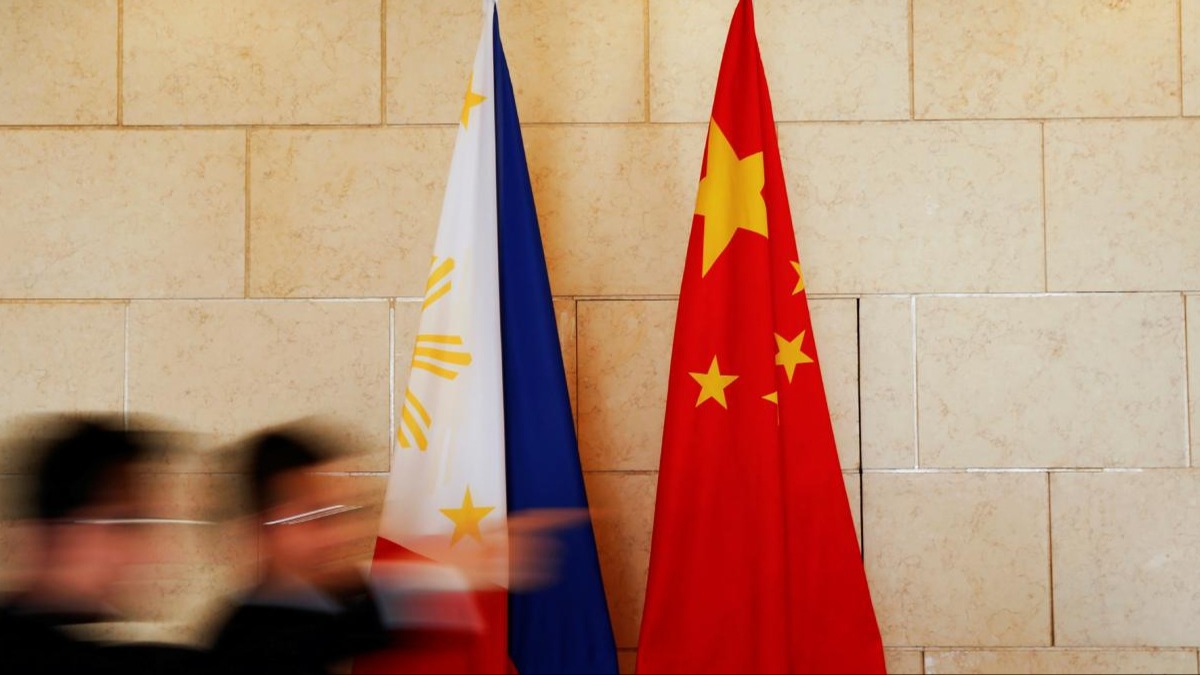 Filipinler, in'e dava aacak