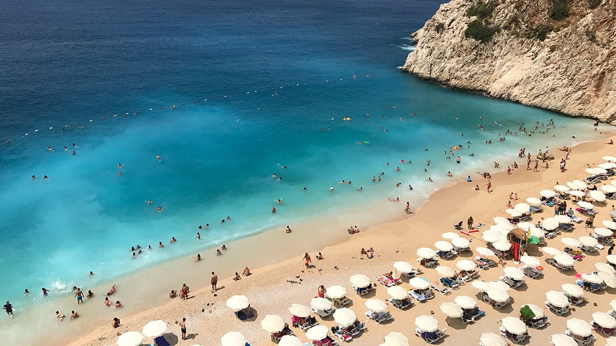 Turist başına ortalama harcama 800'den 1200 dolara çıktı