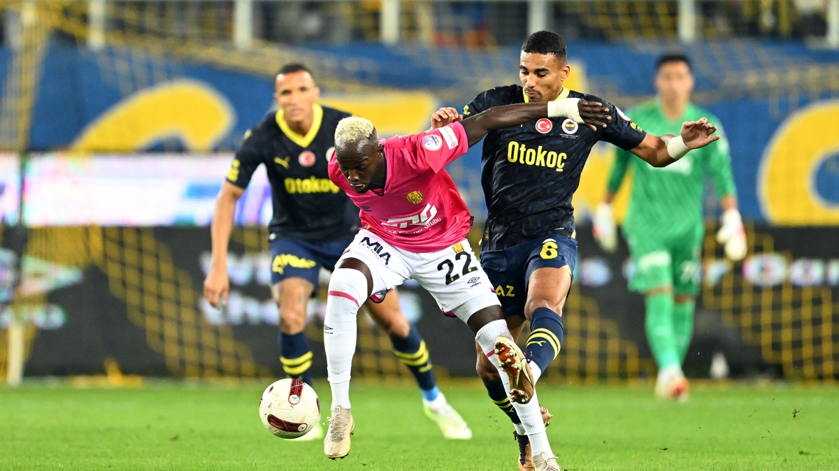 Fenerbahe'de Becao-Djiku ikilisi yeniden buluuyor!