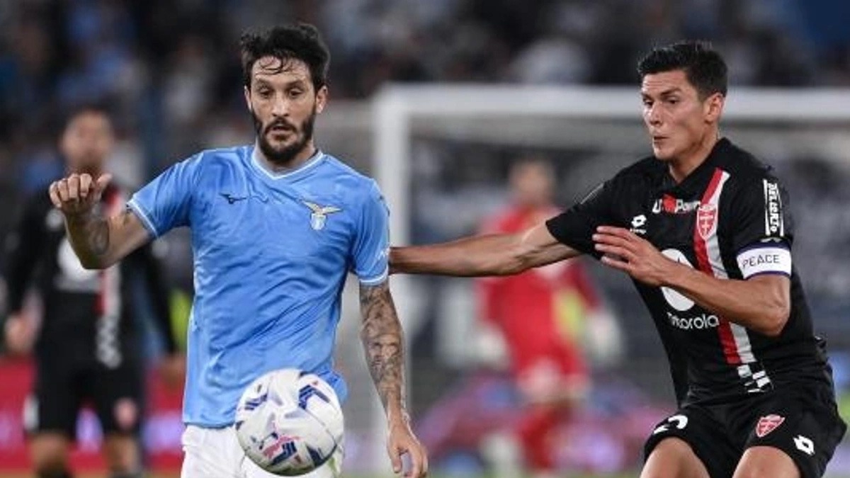 Lazio evinde puan kaybetti